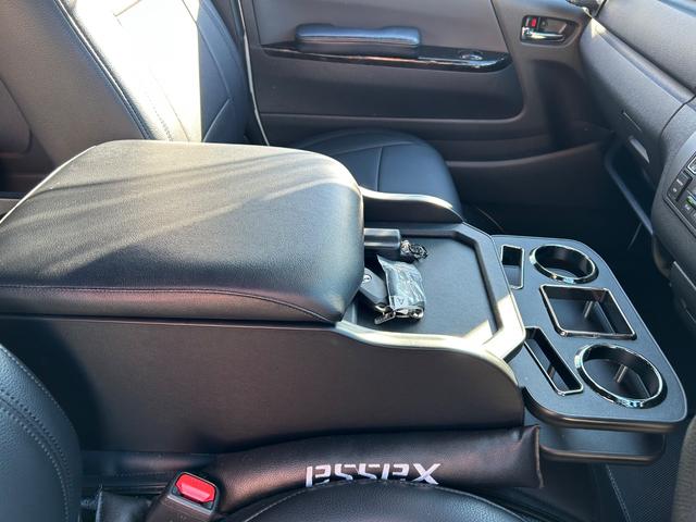 ハイエースバン スーパーGL ダークプライムII カスタムカー・アルパイン11インチナビゲーション・12.8インチフリップダウンモニター・ESSEXバッドパネル・ファブレスホイール・ローダウン・エアロ・ゴルゴセキュリティー・高音質スピーカー(62枚目)