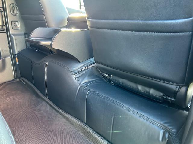 ハイエースバン スーパーGL ダークプライムII カスタムカー・アルパイン11インチナビゲーション・12.8インチフリップダウンモニター・ESSEXバッドパネル・ファブレスホイール・ローダウン・エアロ・ゴルゴセキュリティー・高音質スピーカー(64枚目)