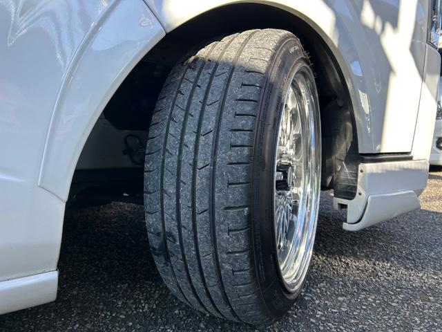 ハイエースバン スーパーGL ダークプライムII カスタムカー・アルパイン11インチナビゲーション・12.8インチフリップダウンモニター・ESSEXバッドパネル・ファブレスホイール・ローダウン・エアロ・ゴルゴセキュリティー・高音質スピーカー(70枚目)