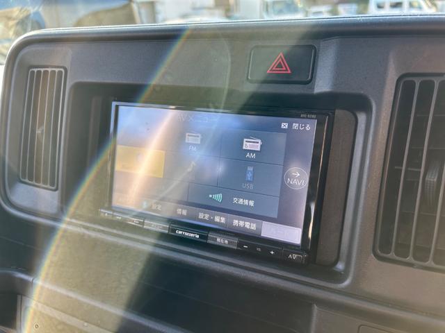 ハイゼットカーゴ ＤＸ　ＳＡＩＩＩ　令和２年式・走行距離９５０００ｋｍ・ルーフキャリア・ＬＥＤヘッドライト・キーレス・パワーウィンドウ・オーバーヘッドシェルフ・パワステ・エアバック・マニュアルエアコン・マニュアルヒーター・１カ月無償保証（38枚目）