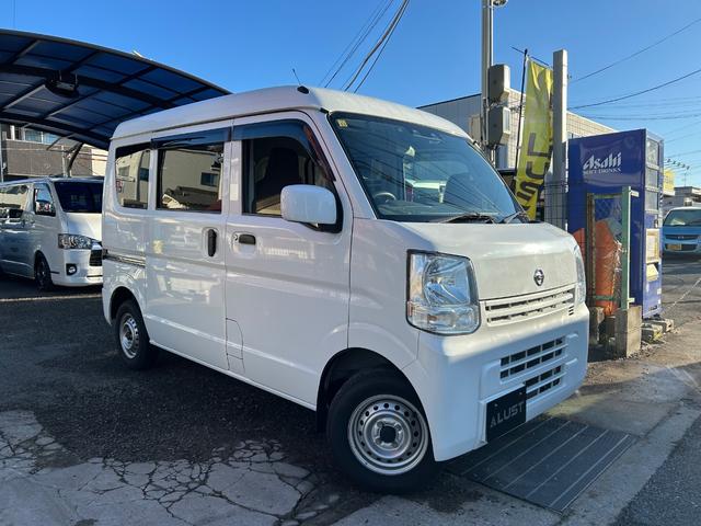 ＮＶ１００クリッパーバン ＤＸ　ＧＬセーフティパッケージ　令和１年式・走行距離７２０００ｋｍ・７インチナビ・Ｂｌｕｅｔｏｏｔｈ・キーレス・パワーウィンドウ・オーバーヘッドシェルフ・パワステ・エアバック・マニュアルエアコン・マニュアルヒーター・１カ月無償保証（3枚目）