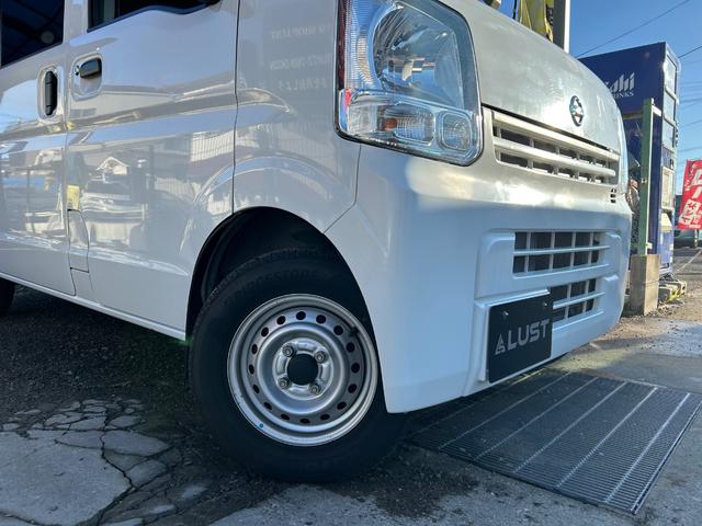 ＮＶ１００クリッパーバン ＤＸ　ＧＬセーフティパッケージ　令和１年式・走行距離７２０００ｋｍ・７インチナビ・Ｂｌｕｅｔｏｏｔｈ・キーレス・パワーウィンドウ・オーバーヘッドシェルフ・パワステ・エアバック・マニュアルエアコン・マニュアルヒーター・１カ月無償保証（17枚目）