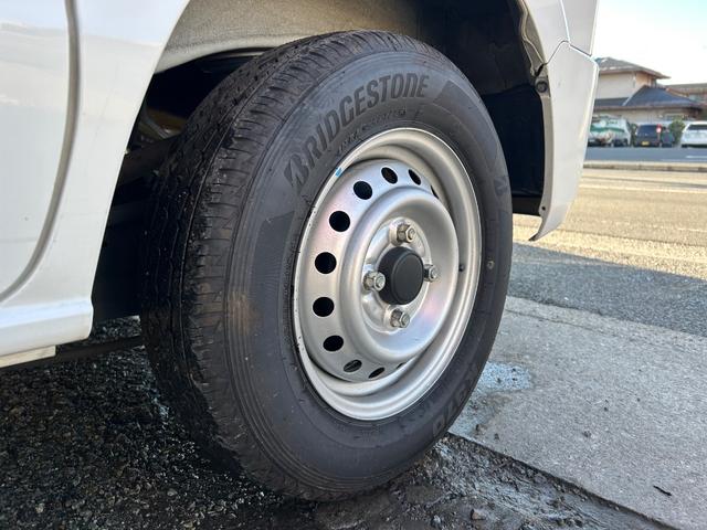 ＮＶ１００クリッパーバン ＤＸ　ＧＬセーフティパッケージ　令和１年式・走行距離７２０００ｋｍ・７インチナビ・Ｂｌｕｅｔｏｏｔｈ・キーレス・パワーウィンドウ・オーバーヘッドシェルフ・パワステ・エアバック・マニュアルエアコン・マニュアルヒーター・１カ月無償保証（65枚目）