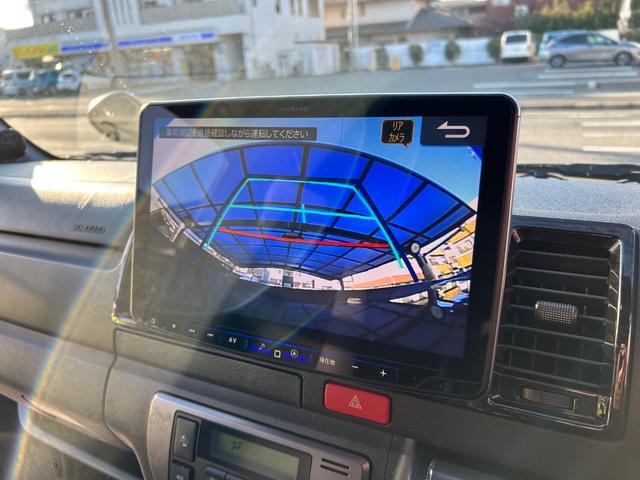 ハイエースバン スーパーＧＬ　ダークプライムＩＩ　カスタムカー・アルパイン１１インチＢＩＧ　Ｘナビ・リアモニター・天井スピーカー・高音質・バッドパネル・モデリスタエアロ・新品ホイール・タイヤ・ローダウン・車中泊ベッドキット・１２カ月無償保証（32枚目）