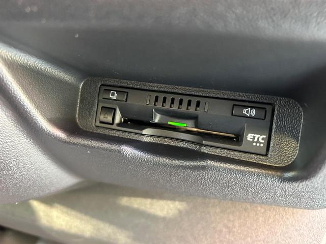 ハイエースバン スーパーＧＬ　ダークプライムＩＩ　カスタムカー・アルパイン１１インチＢＩＧ　Ｘナビ・リアモニター・天井スピーカー・高音質・バッドパネル・モデリスタエアロ・新品ホイール・タイヤ・ローダウン・車中泊ベッドキット・１２カ月無償保証（40枚目）