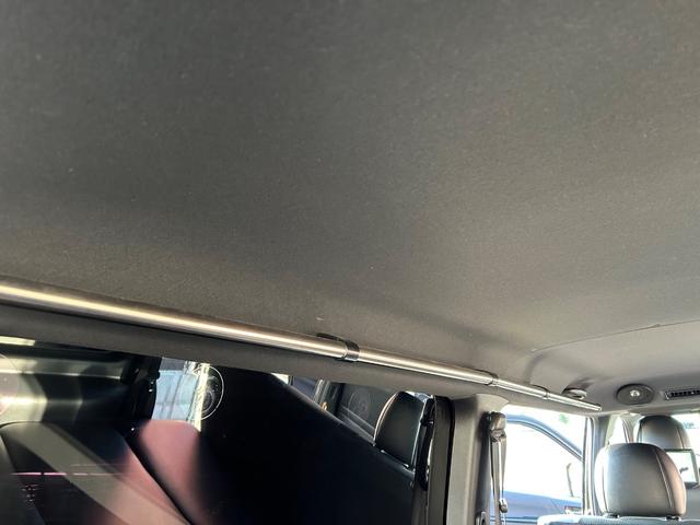 ハイエースバン スーパーＧＬ　ダークプライムＩＩ　カスタムカー・アルパイン１１インチＢＩＧ　Ｘナビ・リアモニター・天井スピーカー・高音質・バッドパネル・モデリスタエアロ・新品ホイール・タイヤ・ローダウン・車中泊ベッドキット・１２カ月無償保証（50枚目）