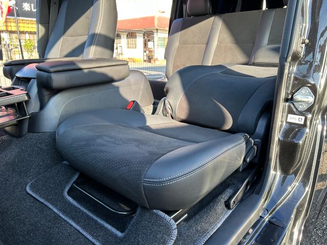 ハイエースバン スーパーＧＬ　ダークプライムＩＩ　カスタムカー・アルパイン１１インチＢＩＧ　Ｘナビ・リアモニター・天井スピーカー・高音質・バッドパネル・モデリスタエアロ・新品ホイール・タイヤ・ローダウン・車中泊ベッドキット・１２カ月無償保証（53枚目）