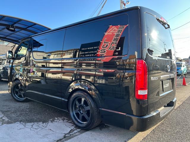 ハイエースバン スーパーＧＬ　ダークプライムＩＩ　カスタムカー・アルパイン１１インチＢＩＧ　Ｘナビ・リアモニター・天井スピーカー・高音質・バッドパネル・モデリスタエアロ・新品ホイール・タイヤ・ローダウン・車中泊ベッドキット・１２カ月無償保証（67枚目）
