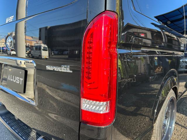 ハイエースバン スーパーＧＬ　ダークプライムＩＩ　カスタムカー・アルパイン１１インチＢＩＧ　Ｘナビ・リアモニター・天井スピーカー・高音質・バッドパネル・モデリスタエアロ・新品ホイール・タイヤ・ローダウン・車中泊ベッドキット・１２カ月無償保証（71枚目）