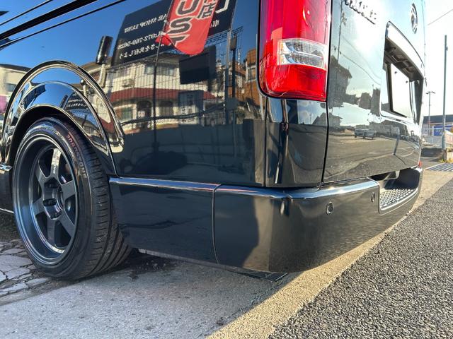 ハイエースバン スーパーＧＬ　ダークプライムＩＩ　カスタムカー・アルパイン１１インチＢＩＧ　Ｘナビ・リアモニター・天井スピーカー・高音質・バッドパネル・モデリスタエアロ・新品ホイール・タイヤ・ローダウン・車中泊ベッドキット・１２カ月無償保証（76枚目）