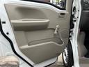 【助手席側ドア】運転中に楽な肘沖なども付いており快適に運転でき、快適なドライブを楽しめちゃいます☆