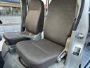 【助手席】シートクッションもよく長距離、短距離共に疲れが軽減でき快適に運転できます☆素晴らしき日々を軽バンで楽しんでください☆