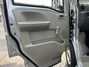 【助手席側ドア】☆運転中に楽な肘沖なども付いており快適に運転でき、快適なドライブを楽しめちゃいます☆