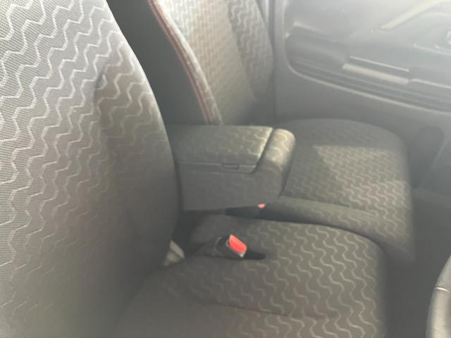 �^�]�҂̃X�g���X�y���ɍv������A�[�����X�g�𑕔��I