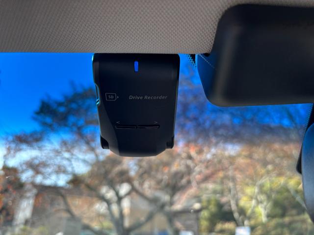 フーガ 250GT 雹害車 1年保証 法定整備付き 黒本革シート シートクーラー シートヒーター フルセグTV ナビ ETC スマートキー(26枚目)