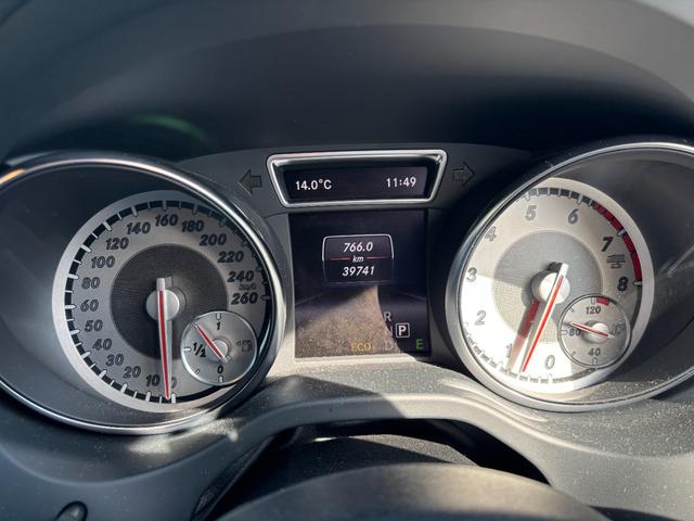 ＣＬＡクラス ＣＬＡ１８０　１年保証　法定整備付き　バックカメラ　フルセグＴＶ　Ｂｌｕｅｔｏｏｔｈ（4枚目）