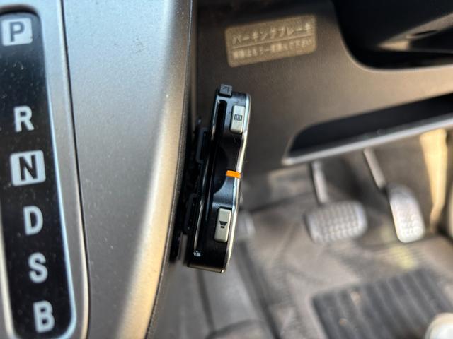 ムーヴ カスタム　Ｘリミテッド　ナビ　地デジ　ＥＴＣ　スマートキー（24枚目）