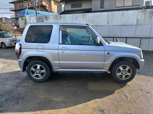 パジェロミニ アクティブフィールドエディション　タイミングベルト交換済み　タイヤ４本交換　ナビ　４ＷＤ　ターボ（8枚目）