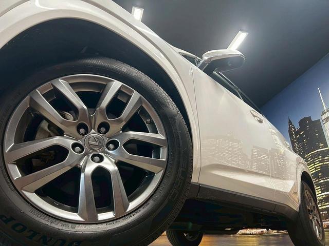 ＮＸ ＮＸ３００ｈ　バージョンＬ　（禁煙車）（黒本革シート）（純正ナビ）（レーダークルーズ）（シートヒーター＆エアコン）（ステアリングヒーター）（サイド＆バックカメラ）（シートメモリー）（ＥＴＣ）（フルセグ）（純正１８インチＡＷ）（19枚目）