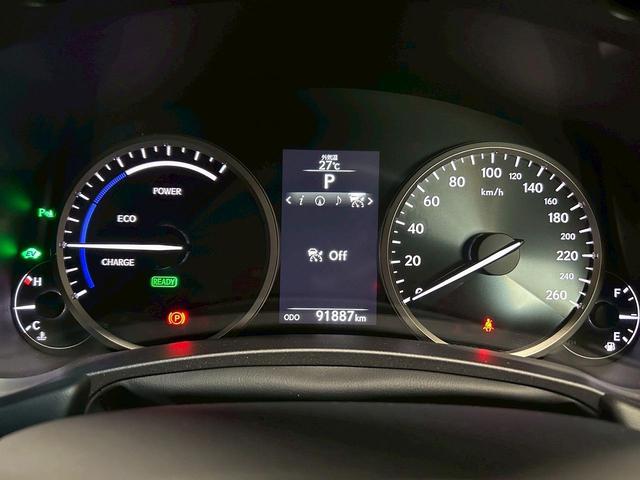 ＮＸ ＮＸ３００ｈ　バージョンＬ　（禁煙車）（黒本革シート）（純正ナビ）（レーダークルーズ）（シートヒーター＆エアコン）（ステアリングヒーター）（サイド＆バックカメラ）（シートメモリー）（ＥＴＣ）（フルセグ）（純正１８インチＡＷ）（33枚目）