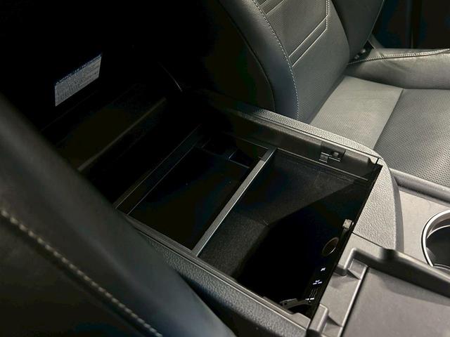 ＮＸ ＮＸ３００ｈ　バージョンＬ　（禁煙車）（黒本革シート）（純正ナビ）（レーダークルーズ）（シートヒーター＆エアコン）（ステアリングヒーター）（サイド＆バックカメラ）（シートメモリー）（ＥＴＣ）（フルセグ）（純正１８インチＡＷ）（47枚目）