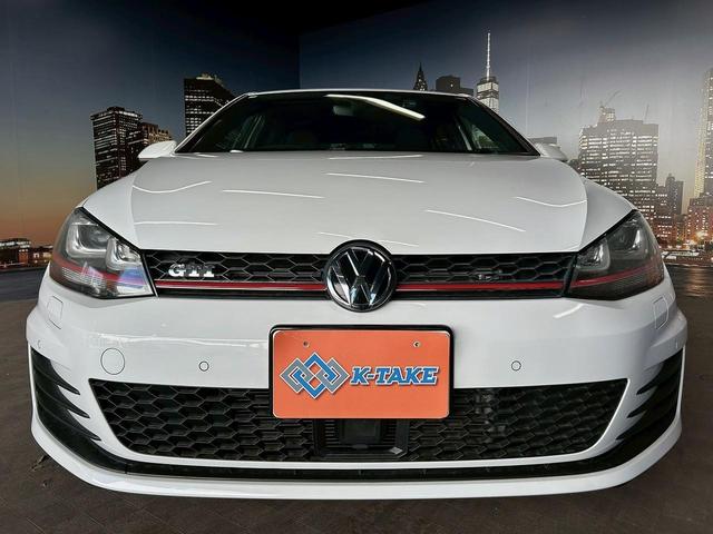 ゴルフＧＴＩ ベースグレード　（禁煙車）（６速ＭＴ）（純正ナビ）（バックカメラ）（レーダークルーズ）（衝突軽減ブレーキ）（クリアランスソナー）（レーンアシスト）（ＬＥＤヘッド）（フルフラット）（ＥＴＣ）（純正１８インチＡＷ）（19枚目）