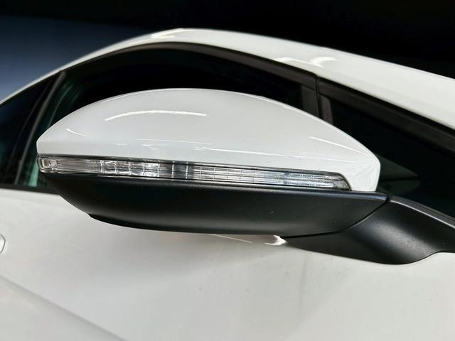ゴルフＧＴＩ ベースグレード　（禁煙車）（６速ＭＴ）（純正ナビ）（バックカメラ）（レーダークルーズ）（衝突軽減ブレーキ）（クリアランスソナー）（レーンアシスト）（ＬＥＤヘッド）（フルフラット）（ＥＴＣ）（純正１８インチＡＷ）（28枚目）