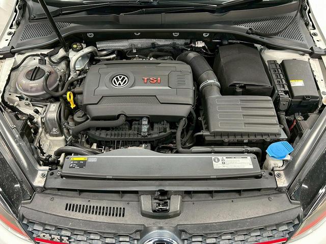 ゴルフＧＴＩ ベースグレード　（禁煙車）（６速ＭＴ）（純正ナビ）（バックカメラ）（レーダークルーズ）（衝突軽減ブレーキ）（クリアランスソナー）（レーンアシスト）（ＬＥＤヘッド）（フルフラット）（ＥＴＣ）（純正１８インチＡＷ）（34枚目）