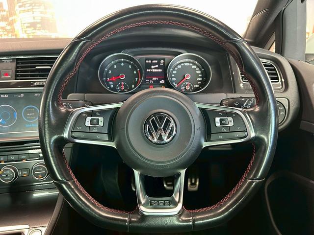 ゴルフＧＴＩ ベースグレード　（禁煙車）（６速ＭＴ）（純正ナビ）（バックカメラ）（レーダークルーズ）（衝突軽減ブレーキ）（クリアランスソナー）（レーンアシスト）（ＬＥＤヘッド）（フルフラット）（ＥＴＣ）（純正１８インチＡＷ）（35枚目）