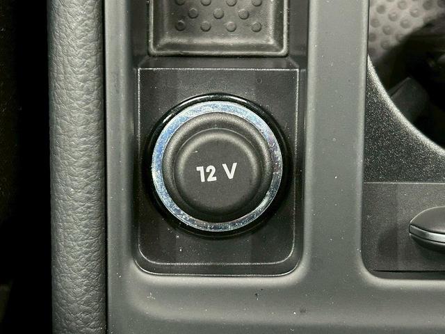 ゴルフＧＴＩ ベースグレード　（禁煙車）（６速ＭＴ）（純正ナビ）（バックカメラ）（レーダークルーズ）（衝突軽減ブレーキ）（クリアランスソナー）（レーンアシスト）（ＬＥＤヘッド）（フルフラット）（ＥＴＣ）（純正１８インチＡＷ）（44枚目）