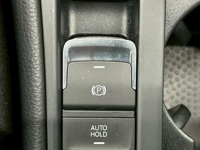 ゴルフＧＴＩ ベースグレード　（禁煙車）（６速ＭＴ）（純正ナビ）（バックカメラ）（レーダークルーズ）（衝突軽減ブレーキ）（クリアランスソナー）（レーンアシスト）（ＬＥＤヘッド）（フルフラット）（ＥＴＣ）（純正１８インチＡＷ）（53枚目）