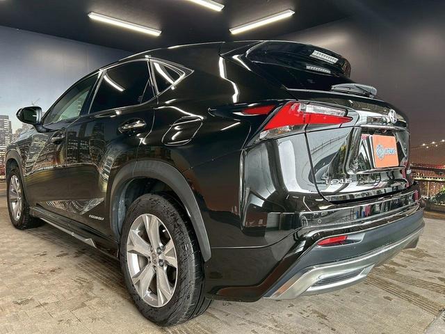 ＮＸ ＮＸ３００ｈ　バージョンＬ　（サンルーフ）（フルエアロ）（禁煙車）（プリクラッシュ）（純正ＳＤナビ）（黒本革シート）（全席パワーシート）（全周囲カメラ）（レーダークルーズ）（シートヒーター＆エアコン）（純正１８インチＡＷ）（25枚目）