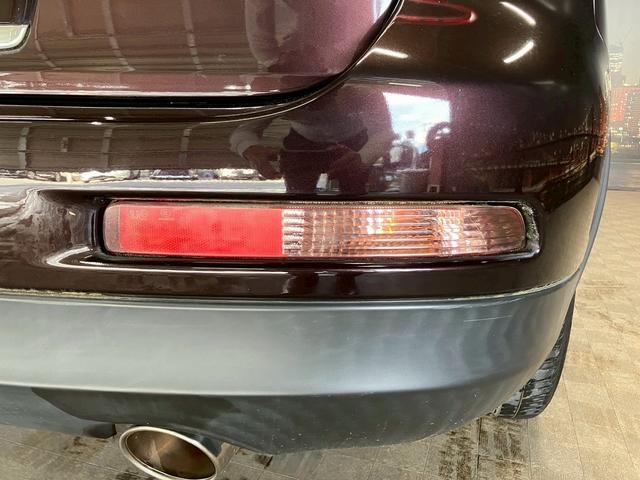 スカイラインクロスオーバー ３７０ＧＴ　（禁煙車）（黒半革シート）（メーカーＨＤＤナビ）（バックカメラ）（スマートキー＆プッシュスタート）（パワーシート）（ＨＩＤヘッドライト）（ビルトインＥＴＣ）（フルセグＴＶ）（純正１８インチＡＷ）（36枚目）