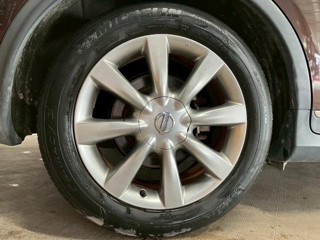 スカイラインクロスオーバー ３７０ＧＴ　（禁煙車）（黒半革シート）（メーカーＨＤＤナビ）（バックカメラ）（スマートキー＆プッシュスタート）（パワーシート）（ＨＩＤヘッドライト）（ビルトインＥＴＣ）（フルセグＴＶ）（純正１８インチＡＷ）（60枚目）