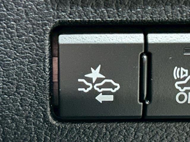 ＮＸ ＮＸ３００ｈ　Ｆスポーツ　（黒＆赤本革シート）（メーカーＳＤナビ）（レーダークルーズ）（シートエアコン＆ヒーター）（クリアランスソナー）（フルセグ）（バック＆サイドカメラ）（メモリー機能付きパワーシート）（純正１８インチＡＷ）（10枚目）