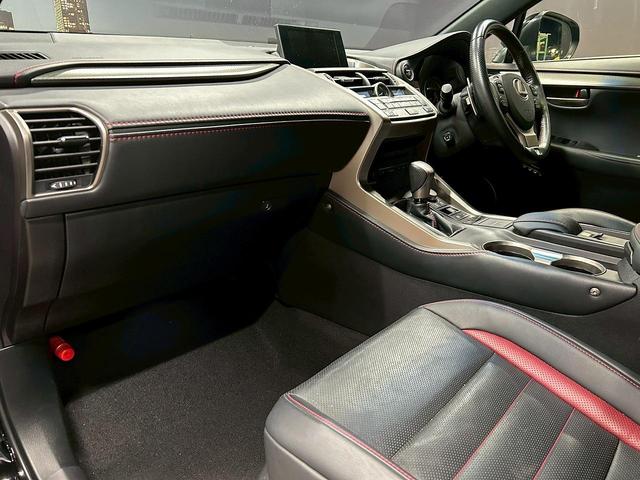 ＮＸ ＮＸ３００ｈ　Ｆスポーツ　（黒＆赤本革シート）（メーカーＳＤナビ）（レーダークルーズ）（シートエアコン＆ヒーター）（クリアランスソナー）（フルセグ）（バック＆サイドカメラ）（メモリー機能付きパワーシート）（純正１８インチＡＷ）（43枚目）