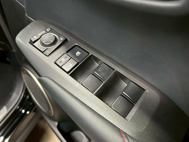 ＮＸ ＮＸ３００ｈ　Ｆスポーツ　（黒＆赤本革シート）（メーカーＳＤナビ）（レーダークルーズ）（シートエアコン＆ヒーター）（クリアランスソナー）（フルセグ）（バック＆サイドカメラ）（メモリー機能付きパワーシート）（純正１８インチＡＷ）（56枚目）