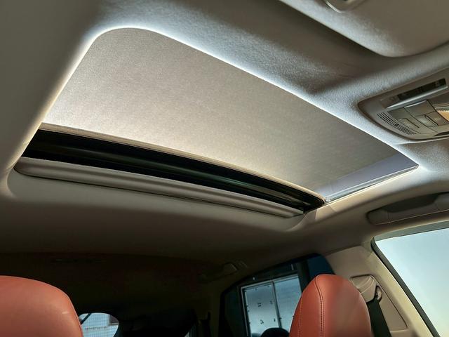 ＲＸ ＲＸ４５０ｈ　バージョンＬ　（サンルーフ）（純正エアサス）（禁煙車）（後期型）（茶本革シート）（純正ＨＤＤナビ）（シートヒーター＆エアコン）（１００Ｖ電源）（４ＷＤ）（クルコン）（ＬＥＤヘッドライト）（モデリスタ１９インチＡＷ）（30枚目）