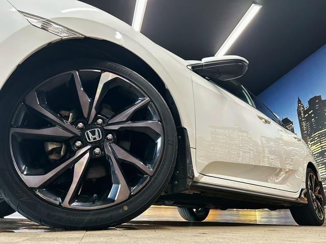 シビック ハッチバック　（禁煙車）（６速ＭＴ）（レーダクルーズ）（レーンキープアシスト）（シートヒーター）（スマートキー＆プッシュスタート）（純正ナビ）（バックカメラ）（ＥＴＣ）（ＬＥＤヘッドライト）（純正１８インチＡＷ）（21枚目）