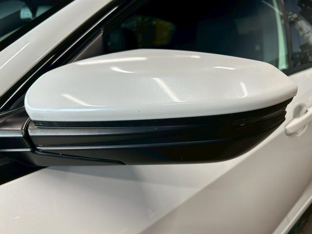 シビック ハッチバック　（禁煙車）（６速ＭＴ）（レーダクルーズ）（レーンキープアシスト）（シートヒーター）（スマートキー＆プッシュスタート）（純正ナビ）（バックカメラ）（ＥＴＣ）（ＬＥＤヘッドライト）（純正１８インチＡＷ）（37枚目）