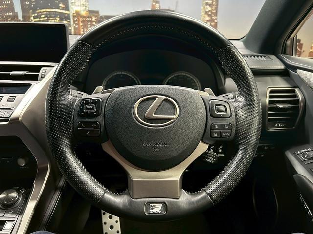 ＮＸ ＮＸ３００　Ｆスポーツ　（トヨタセーフティセンス）（禁煙車）（後期型）（メーカーメモリナビ）（黒本革シート）（シートヒーター＆エアコン）（シーケンシャルウィンカー（１００Ｖ電源）（４ＷＤ）（ＨＵＤ）（純正１８インチＡＷ）（37枚目）