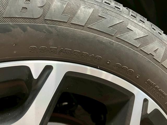 フォレスター ２．０ＸＴ　アイサイト　（柿本改マフラー）（ＳＴＩフルエアロ）（禁煙車）（カロッツェリアＨＤＤナビ）（黒半革シート）（４ＷＤ）（パドルシフト）（ＨＩＤヘッドライト）（パワーシート）（ＥＴＣ）（純正１８インチＡＷ）（28枚目）