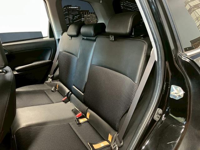フォレスター ２．０ＸＴ　アイサイト　（柿本改マフラー）（ＳＴＩフルエアロ）（禁煙車）（カロッツェリアＨＤＤナビ）（黒半革シート）（４ＷＤ）（パドルシフト）（ＨＩＤヘッドライト）（パワーシート）（ＥＴＣ）（純正１８インチＡＷ）（33枚目）