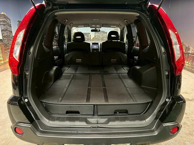 エクストレイル ２０Ｘｔ　（禁煙車）（後期型）（４ＷＤ）（撥水カプロンシート）（ハイパールーフレール）（純正ＳＤナビ）（バックカメラ）（スマートキー）（純正ビルトインＥＴＣ）（シートヒーター）（純正１８インチＡＷ）（15枚目）
