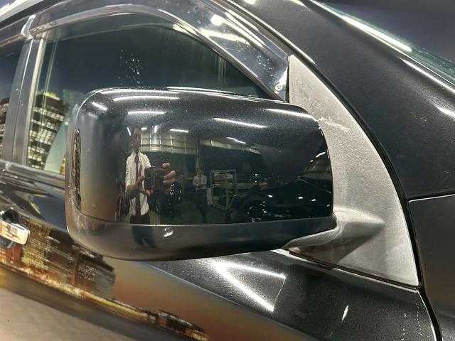 エクストレイル ２０Ｘｔ　（禁煙車）（後期型）（４ＷＤ）（撥水カプロンシート）（ハイパールーフレール）（純正ＳＤナビ）（バックカメラ）（スマートキー）（純正ビルトインＥＴＣ）（シートヒーター）（純正１８インチＡＷ）（17枚目）
