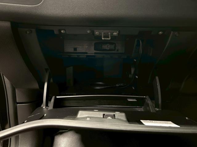 エクストレイル ２０Ｘｔ　（禁煙車）（後期型）（４ＷＤ）（撥水カプロンシート）（ハイパールーフレール）（純正ＳＤナビ）（バックカメラ）（スマートキー）（純正ビルトインＥＴＣ）（シートヒーター）（純正１８インチＡＷ）（38枚目）