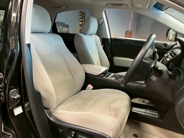 ＲＸ ＲＸ２７０　（サンルーフ）（禁煙車）（後期型）（メーカーＨＤＤナビ）（バック＆サイドカメラ）（クルーズコントロール）（ＬＥＤヘッドライト）（パワーシート）（スマートキー＆プッシュスタート）（純正１９インチＡＷ）（15枚目）