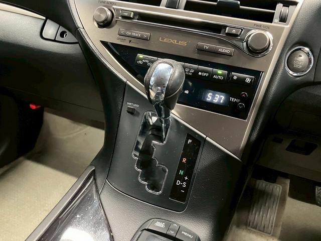 ＲＸ ＲＸ２７０　（サンルーフ）（禁煙車）（後期型）（メーカーＨＤＤナビ）（バック＆サイドカメラ）（クルーズコントロール）（ＬＥＤヘッドライト）（パワーシート）（スマートキー＆プッシュスタート）（純正１９インチＡＷ）（35枚目）