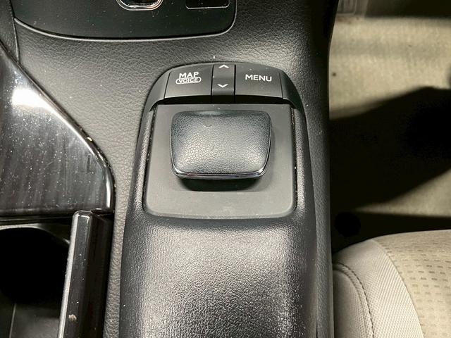ＲＸ ＲＸ２７０　（サンルーフ）（禁煙車）（後期型）（メーカーＨＤＤナビ）（バック＆サイドカメラ）（クルーズコントロール）（ＬＥＤヘッドライト）（パワーシート）（スマートキー＆プッシュスタート）（純正１９インチＡＷ）（57枚目）