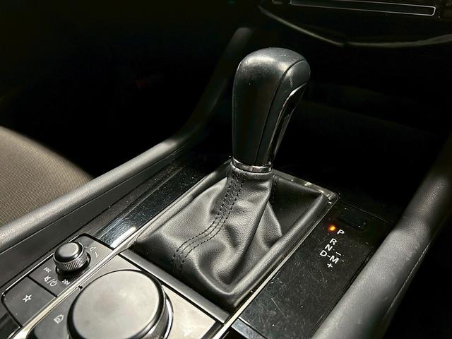 ＭＡＺＤＡ３ファストバック ＸＤプロアクティブ　（禁煙車）（メーカーＳＤナビ）（バックカメラ）（ターボ）（レーダークルーズコントロール）（ＬＥＤヘッドライト）（クリアランスソナー）（スマートキー＆プッシュスタート）（ＥＴＣ）（純正１８インチＡＷ）（64枚目）